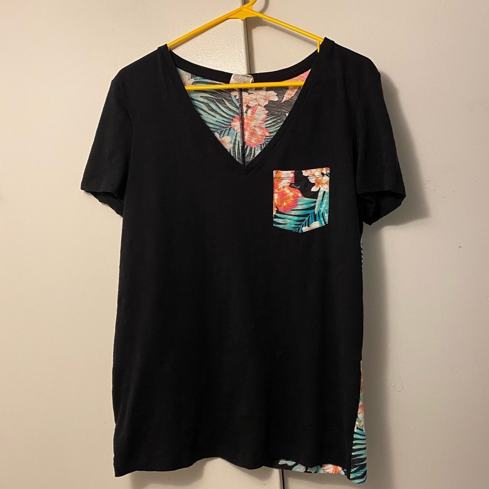 PINK by Victoria’s Secret B-Neck Hawaiian tee